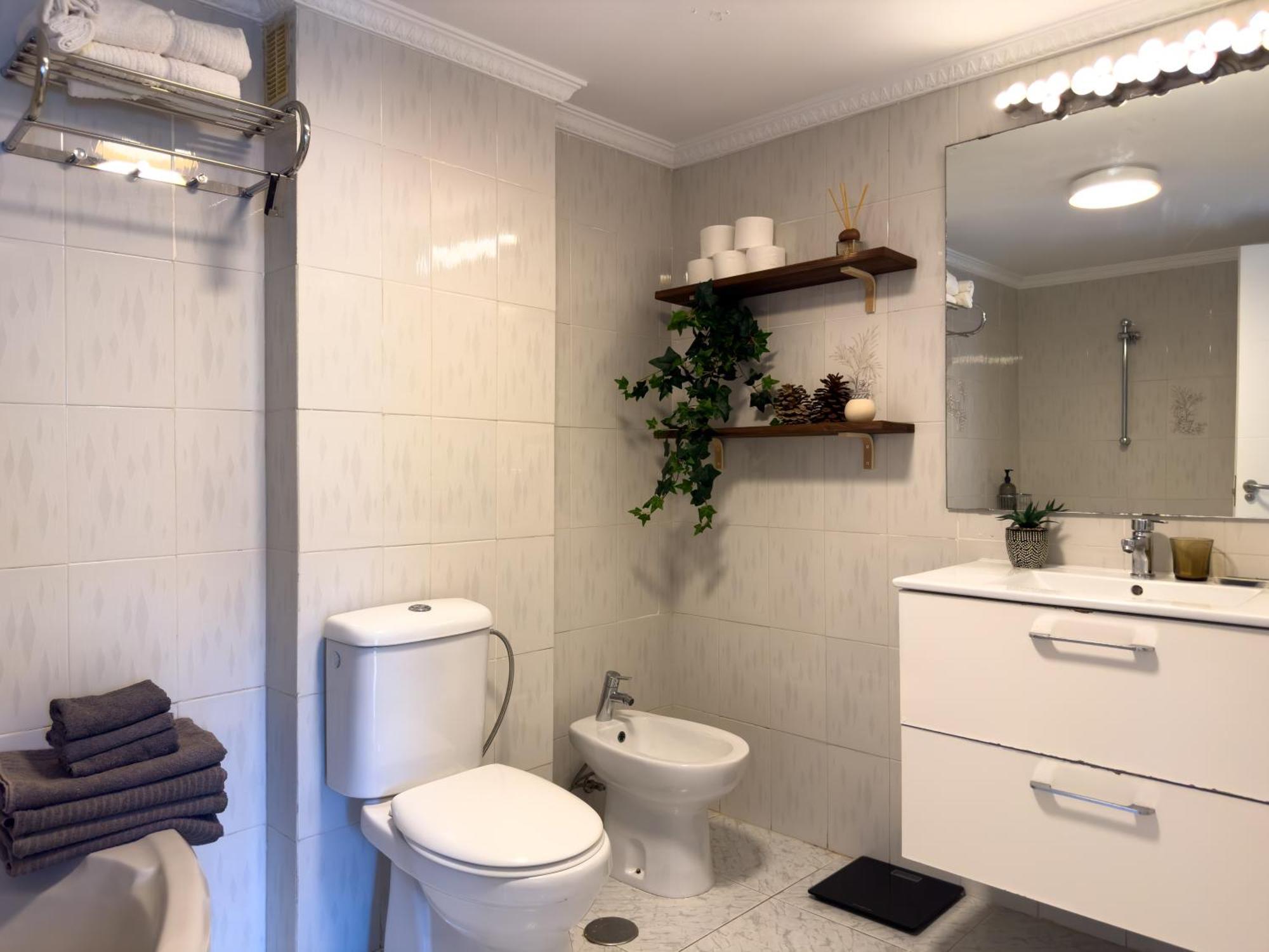Amazing 3-Bedroom Apartment. Pool And Sea View! Los Cristianos  Eksteriør billede